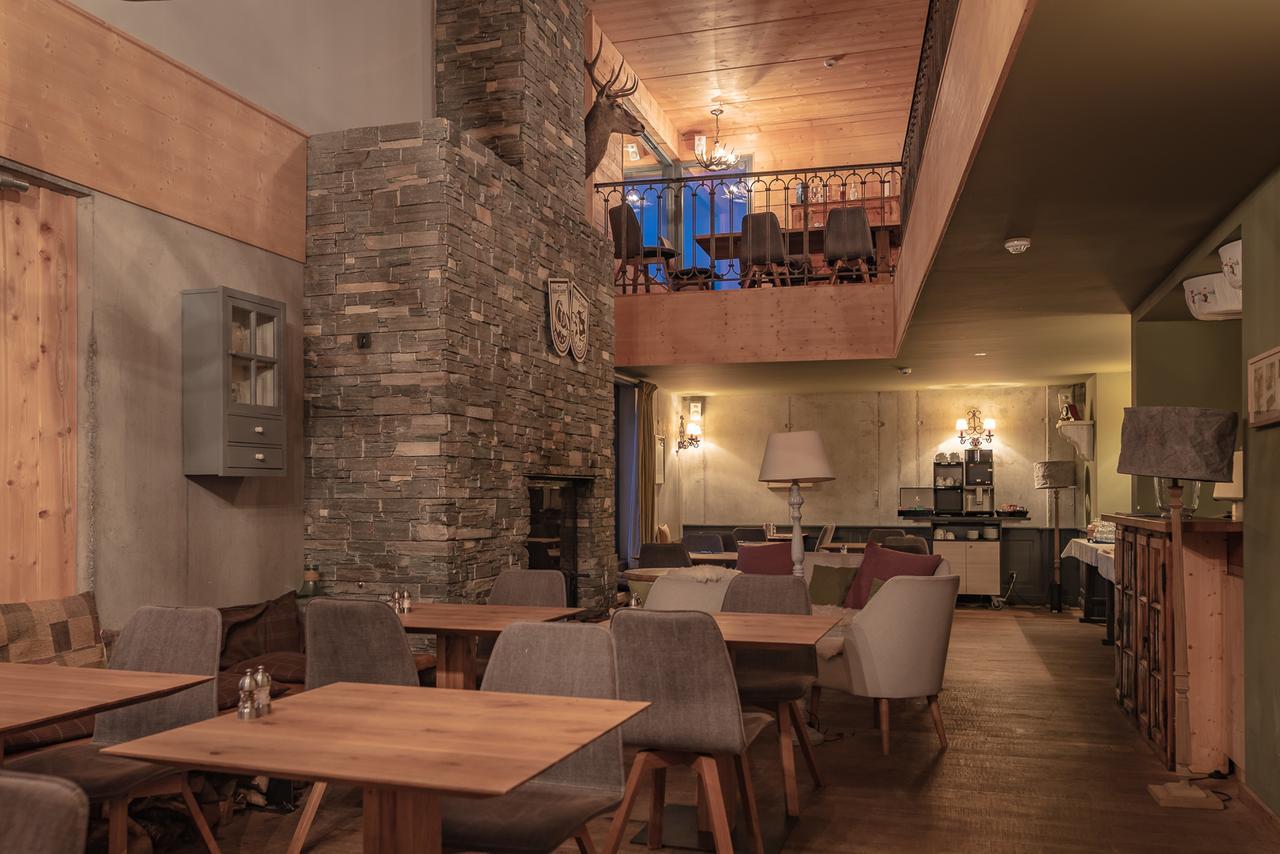 Rinderberg Swiss Alpine Lodge Zweisimmen Bagian luar foto